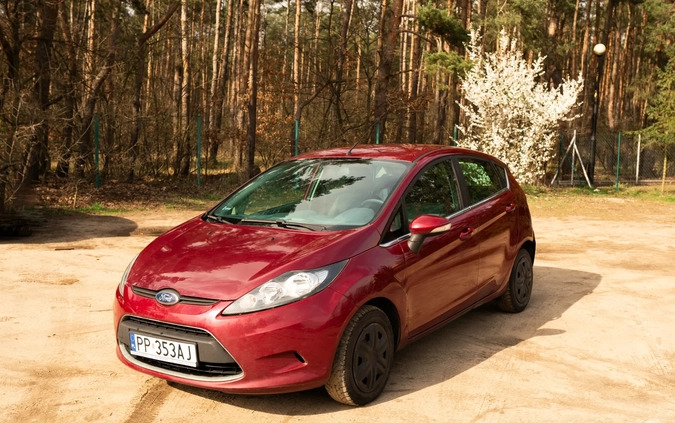 Ford Fiesta cena 13500 przebieg: 178300, rok produkcji 2010 z Poznań małe 191